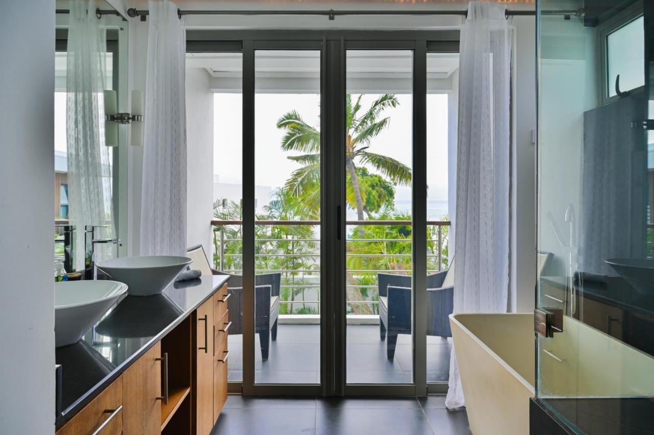 Villa Horizon By Dream Escapes, Beachfront Villa Pointe aux Canonniers Exterior foto